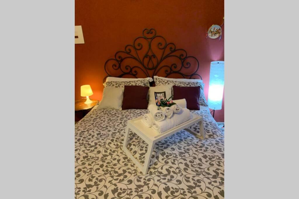 "Little Sicilian Home"-Room With A Private Bathroom & Kitchen -Fridge - And Shared A Beautiful Terrace On Hostel Taormina Center Zewnętrze zdjęcie