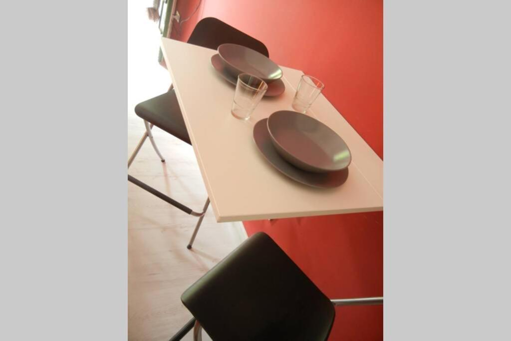 "Little Sicilian Home"-Room With A Private Bathroom & Kitchen -Fridge - And Shared A Beautiful Terrace On Hostel Taormina Center Zewnętrze zdjęcie