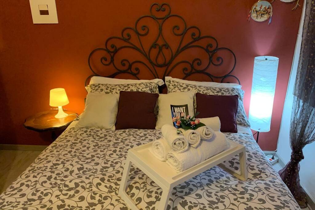 "Little Sicilian Home"-Room With A Private Bathroom & Kitchen -Fridge - And Shared A Beautiful Terrace On Hostel Taormina Center Zewnętrze zdjęcie